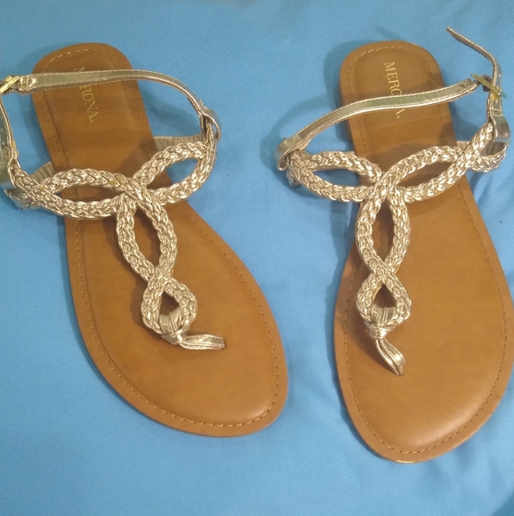 Merona Sandals - Picture 3 of 5